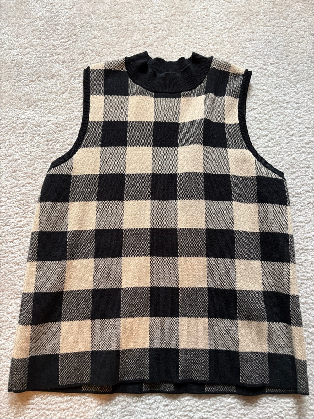 LOFT Black and Cream Buffalo-Check Knit Shell